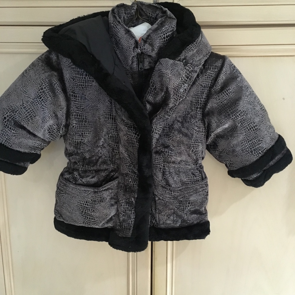 Girl's Madoga Black Puffer Jacket -Down & Feather -Faux Snake & Faux Fur…